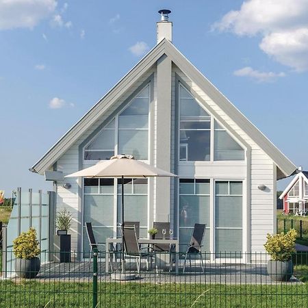 Beach Front Home In Zerpenschleuse With Wifi Luaran gambar