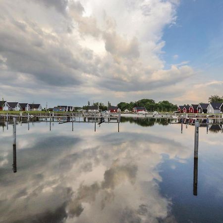 Beach Front Home In Zerpenschleuse With Wifi Luaran gambar